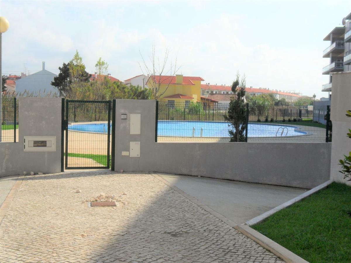 Alojamentos Campo & Mar - T1 Com Piscina São Martinho do Porto Zewnętrze zdjęcie