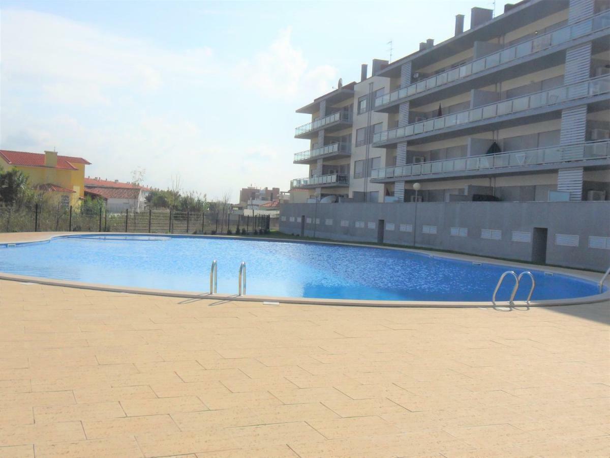Alojamentos Campo & Mar - T1 Com Piscina São Martinho do Porto Zewnętrze zdjęcie